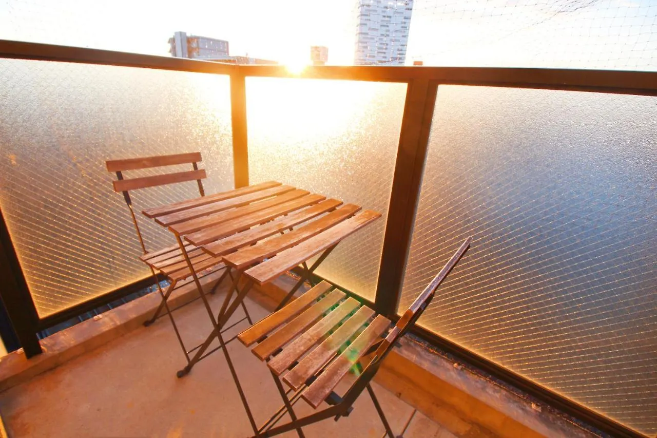 Appartement Hotel Aaron通天西 Osaka