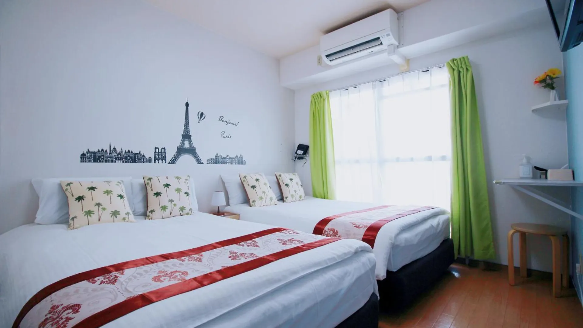 Hotel Aaron通天西 오사카 0*,  일본