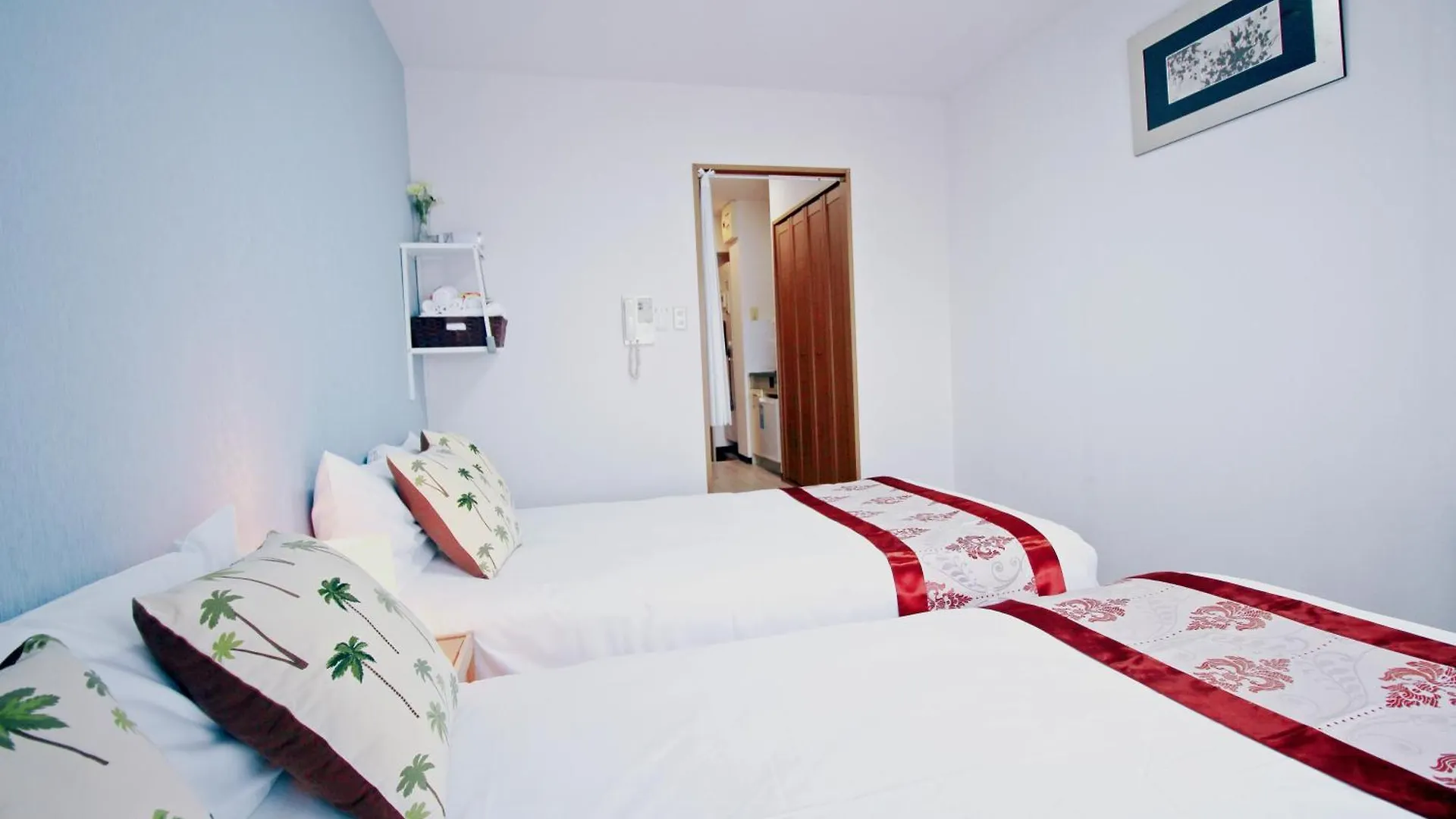 Hotel Aaron通天西 Osaka 0*,  Japan